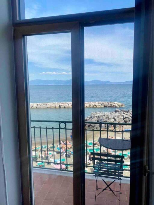 Villa Il Richiamo Del Mare Napoli Esterno foto