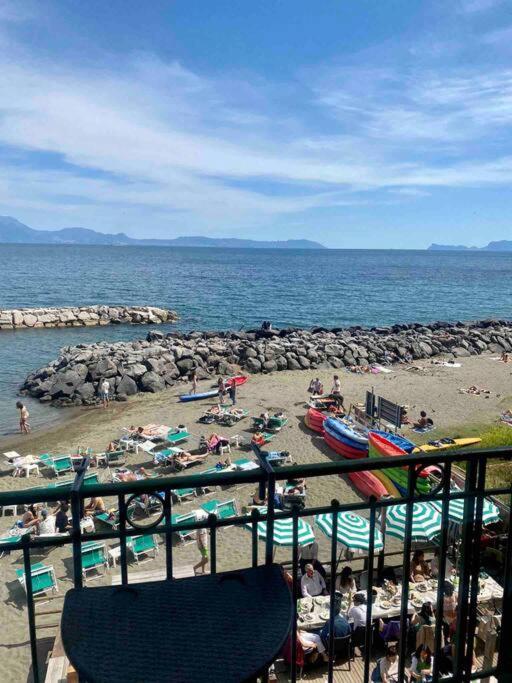 Villa Il Richiamo Del Mare Napoli Esterno foto