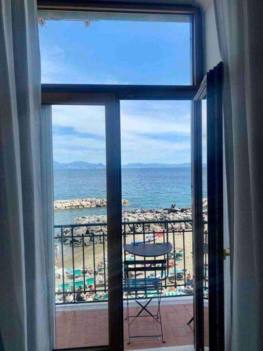 Villa Il Richiamo Del Mare Napoli Esterno foto